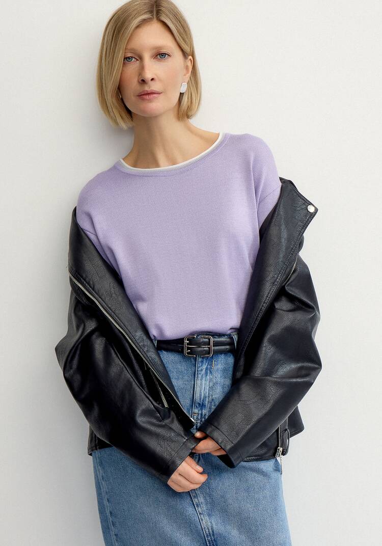 Футболка с отделкой по горловине шир.  750, рис. 14