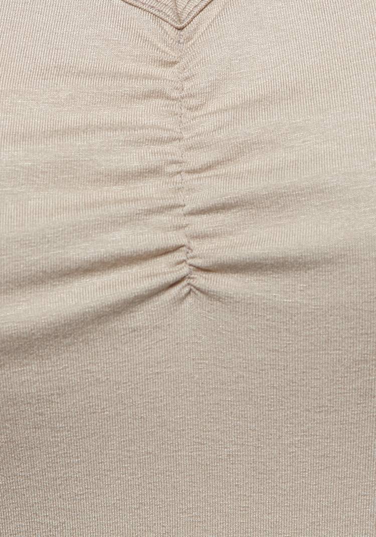 Лонгслив с V-образным вырезом шир.  750, рис. 7