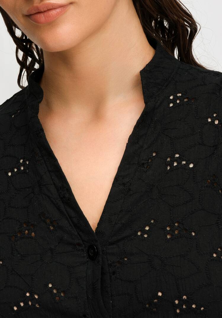 Туника из шитья с ярусами на пуговицах шир.  750, рис. 21