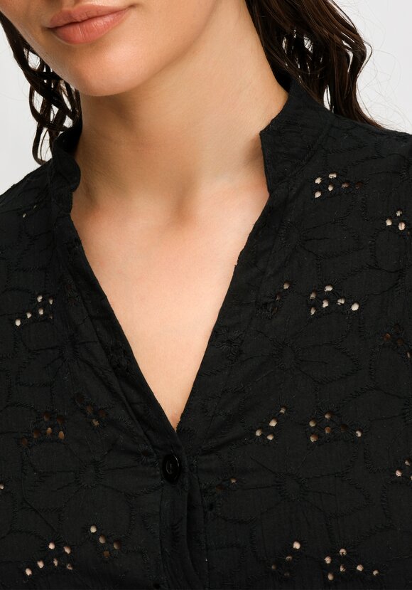 Туника из шитья с ярусами на пуговицах шир.  580, рис. 21