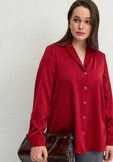 Блуза шелковая с отложным воротом