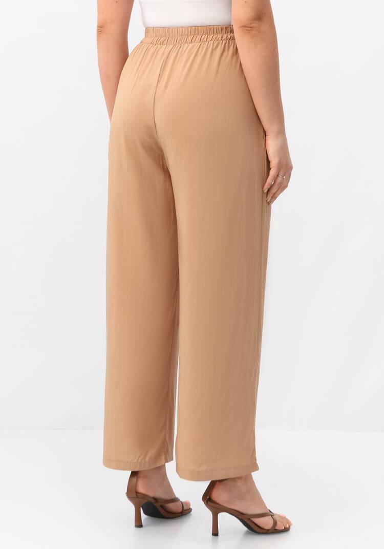 Брюки свободные на резинке по талии шир.  750, рис. 19