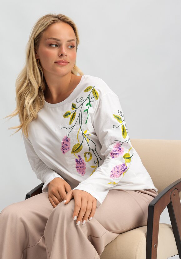 Лонгслив с вышивкой шир.  580, рис. 9