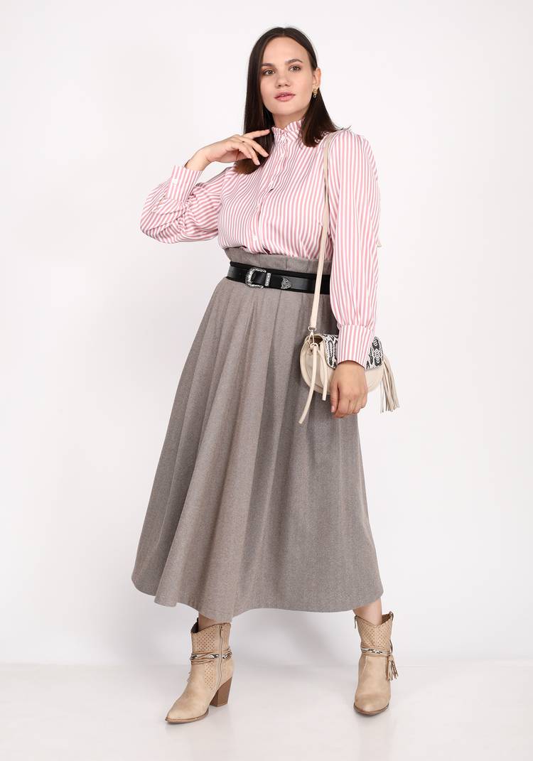 Блуза с эффектным воротником-стойка шир.  750, рис. 11