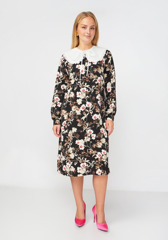 Платье принтованное со съемным воротником шир.  580, рис. 25