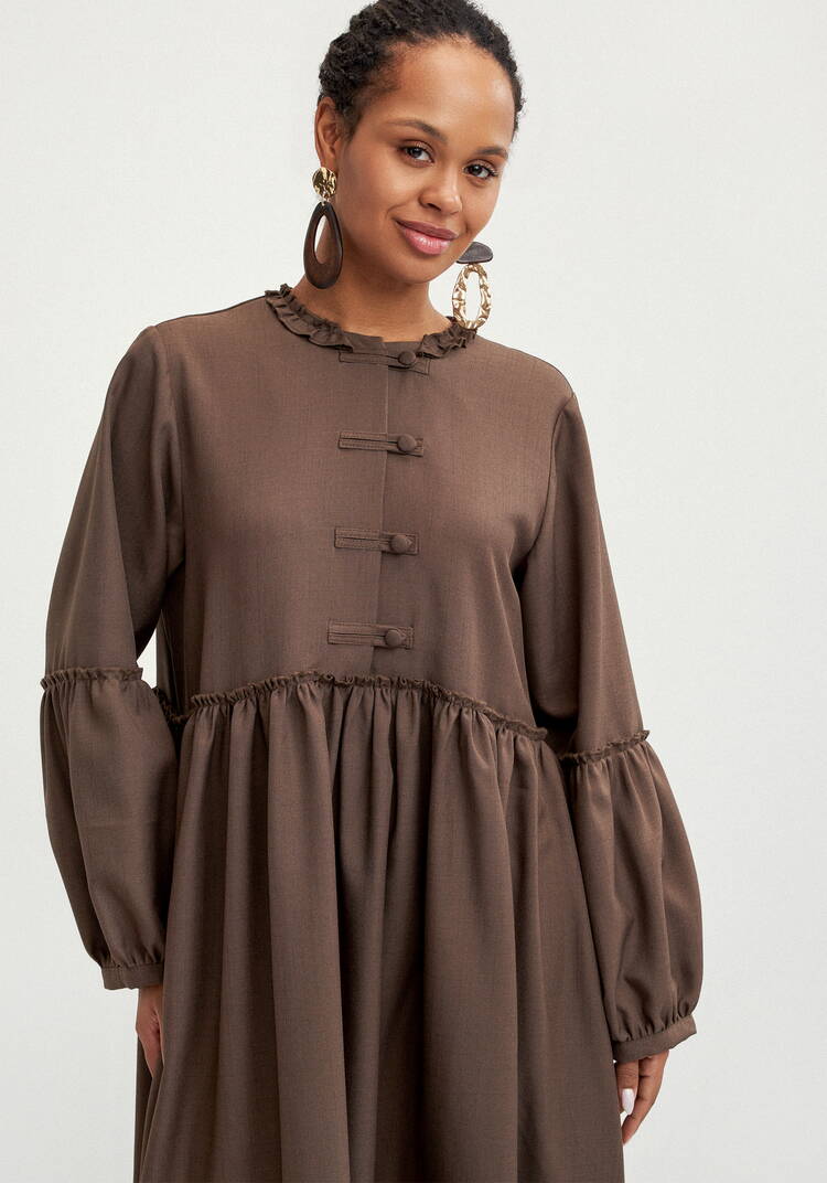 Платье с обьемными рукавами шир.  750, рис. 10