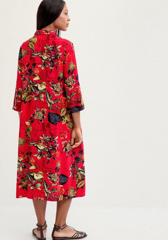 Платье рубашка с тропическим принтом шир.  580, рис. 27