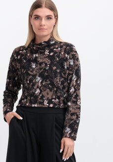 Джемпер Милослава свободного кроя