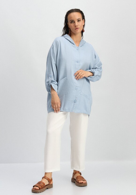 Рубашка с капюшоном и асимметричным низом шир.  580, рис. 18