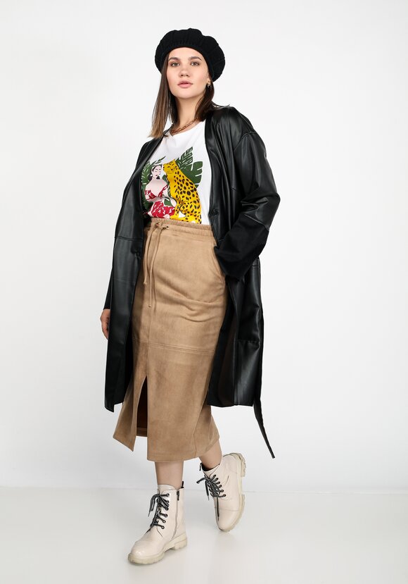 Плащ из экокожи на поясе шир.  580, рис. 10