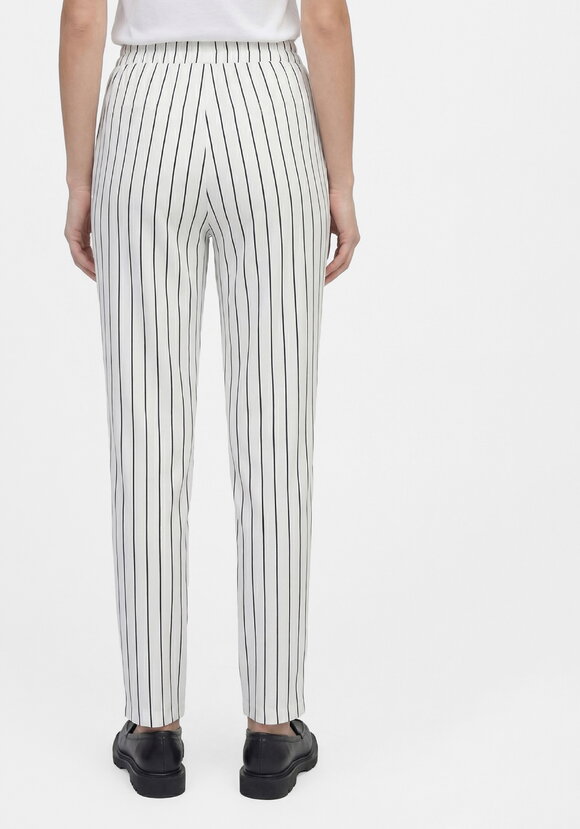 Брюки женские прямые, зауженные шир.  580, рис. 3