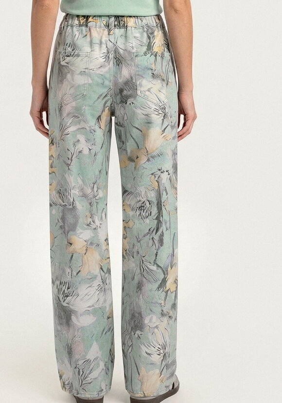 Джинсы прямого кроя с цветочными мотивами шир.  580, рис. 3