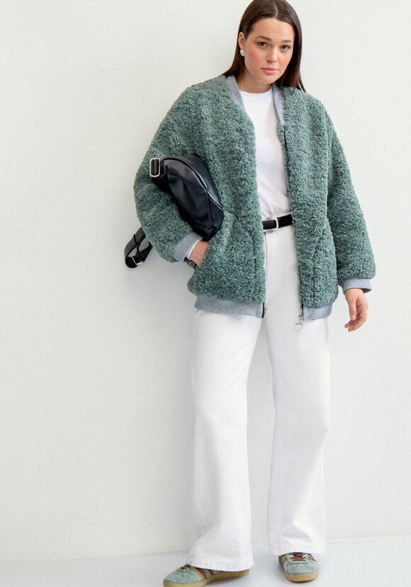 Бомбер на молнии в стиле тедди шир.  580, рис. 8