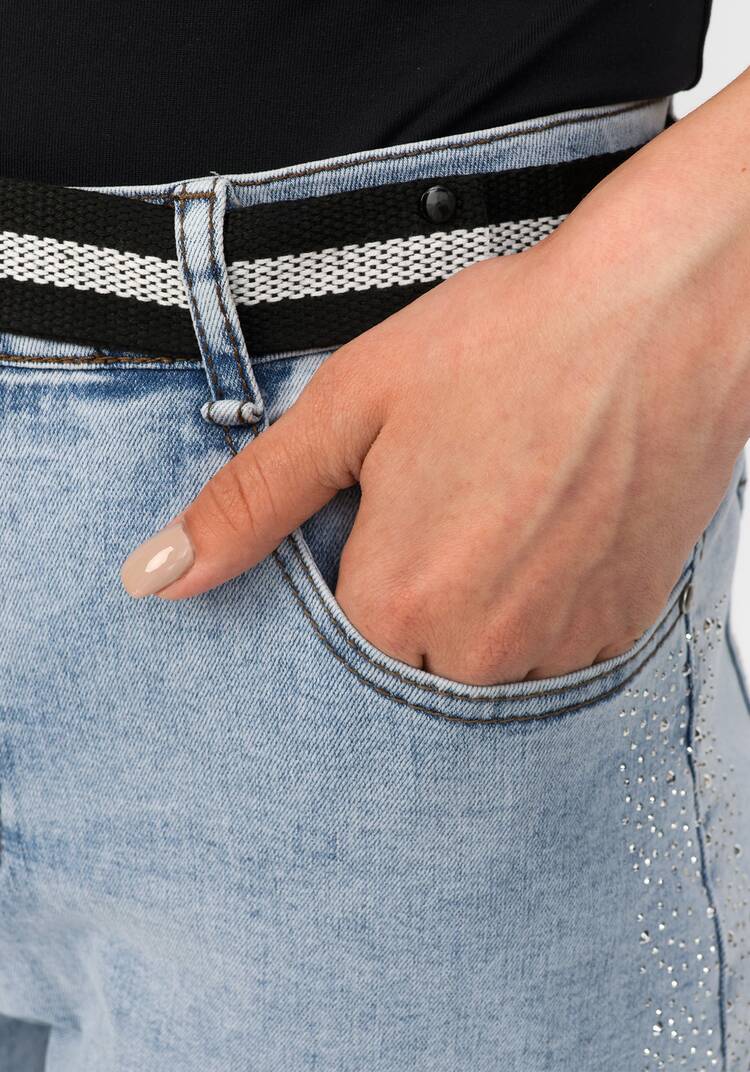 Джинсы со стразами по боковому шву шир.  750, рис. 11