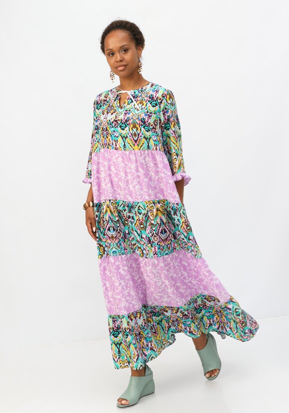 Платье с ярусами и комбинированным принтом шир.  580, рис. 31