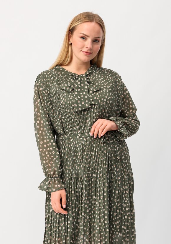 Платье Сима шир.  580, рис. 12