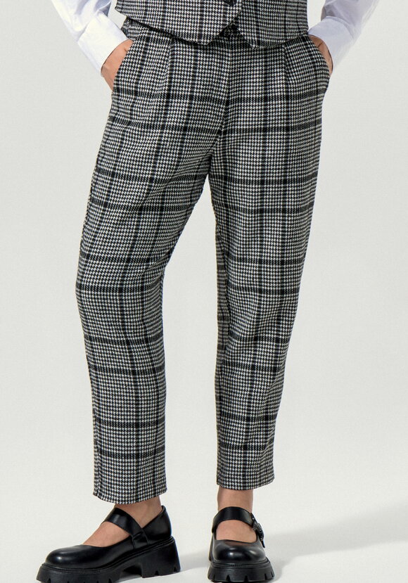 Брюки с боковыми карманами в клетку шир.  580, рис. 2