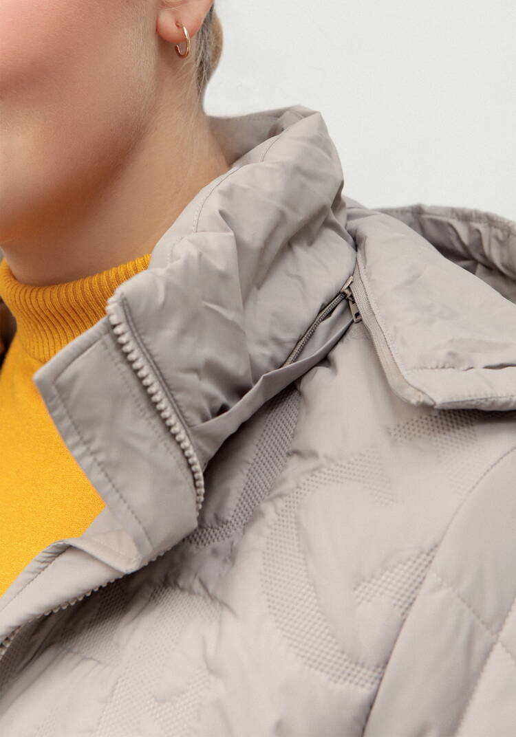 Куртка стеганая фактурная с капюшоном шир.  750, рис. 5