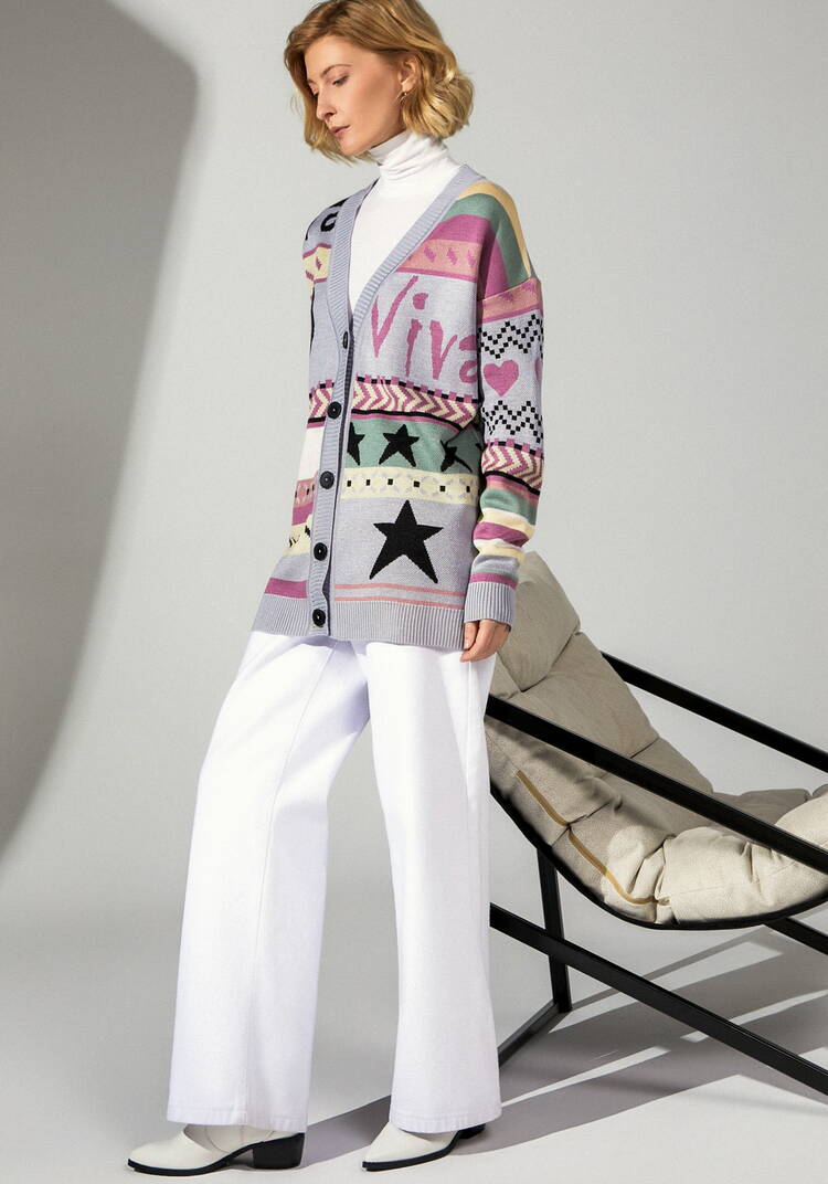 Кардиган удлиненный с ярким рисунком шир.  750, рис. 9