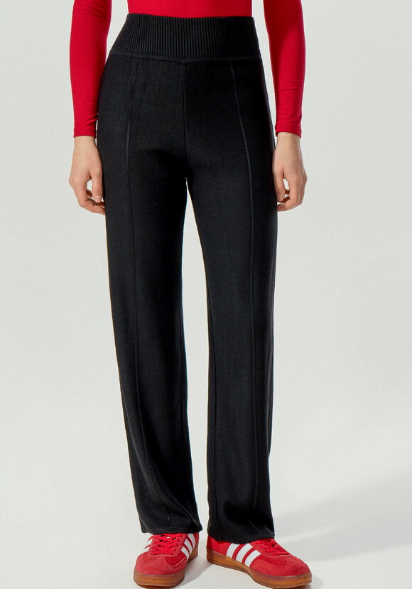 Брюки прямые вязаные со стрелкой шир.  580, рис. 12