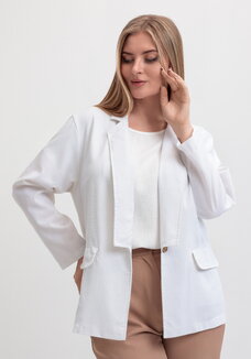 Пиджак прямого кроя с карманами