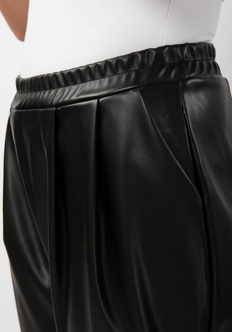 Брюки-бананы из экокожи шир.  750, рис. 5