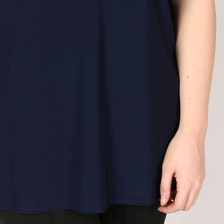 Туника с кружевной вставкой шир.  750, рис. 22