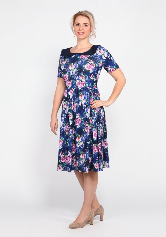 Платье с контрастным воротом и принтом шир.  580, рис. 1