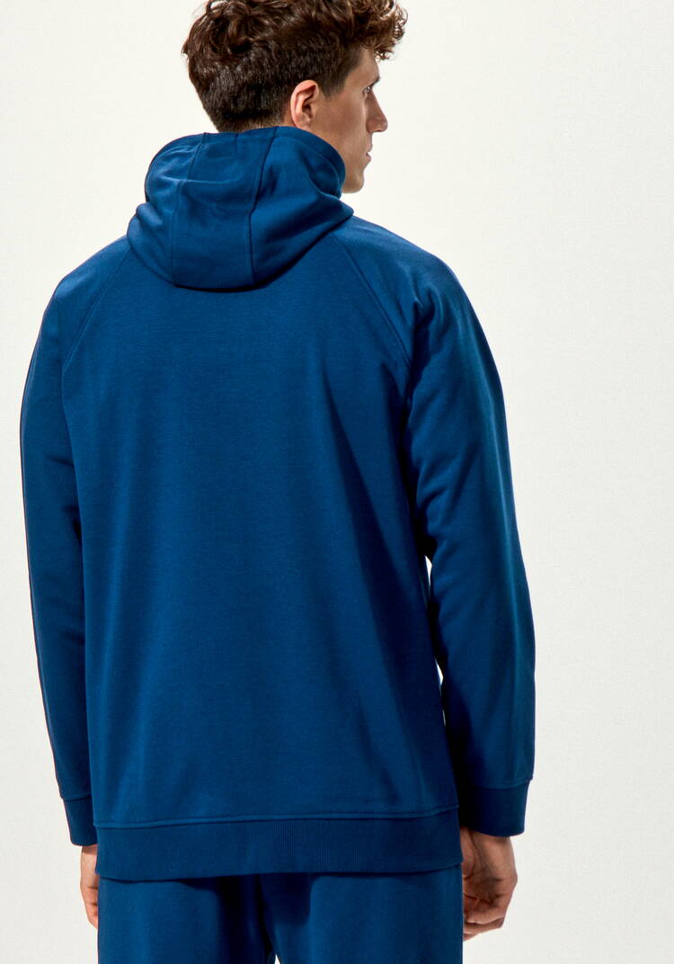 Толстовка с вышивкой и капюшоном шир.  750, рис. 27