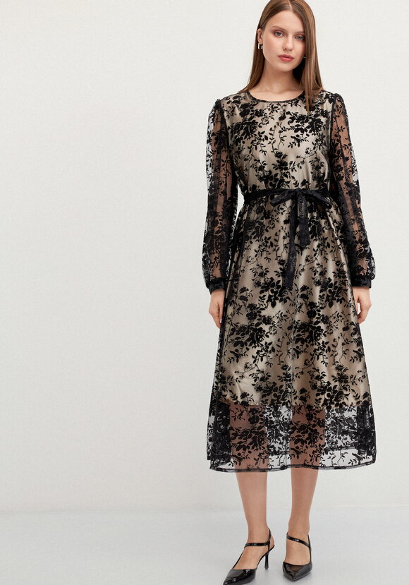 Платье из бархата свободного кроя шир.  580, рис. 4