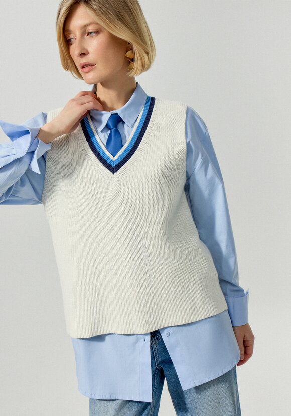 Рубашка с объемным манжетом Милена шир.  580, рис. 1