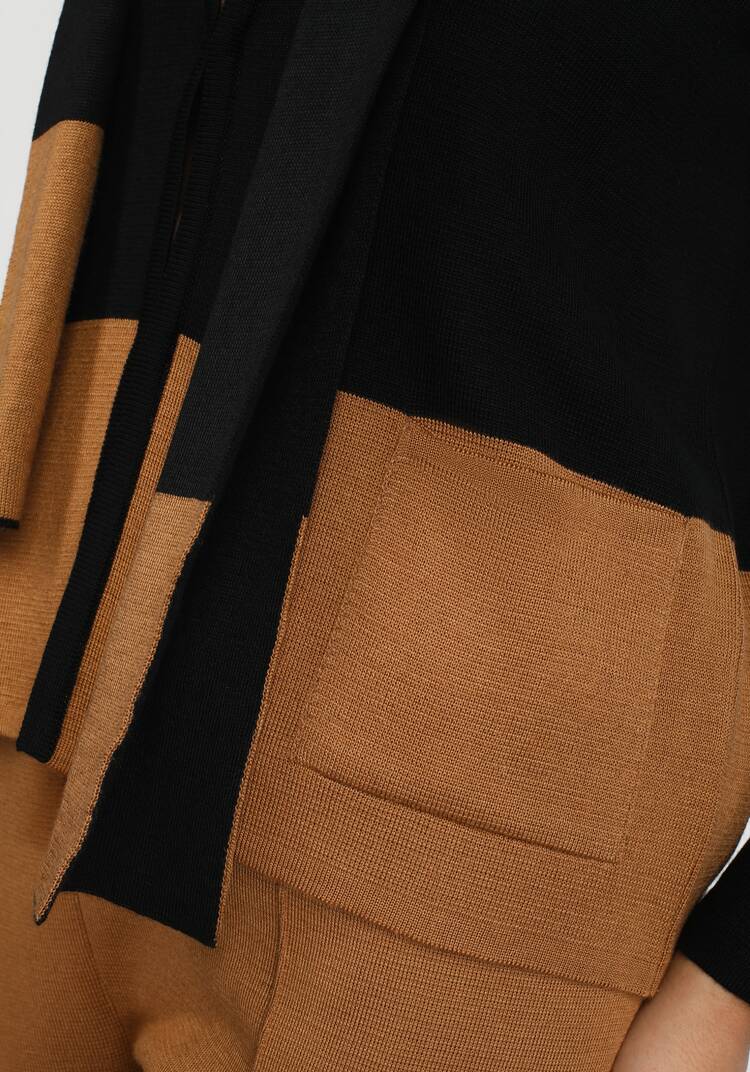 Пиджак с карманами и шарфом в комплекте шир.  750, рис. 4