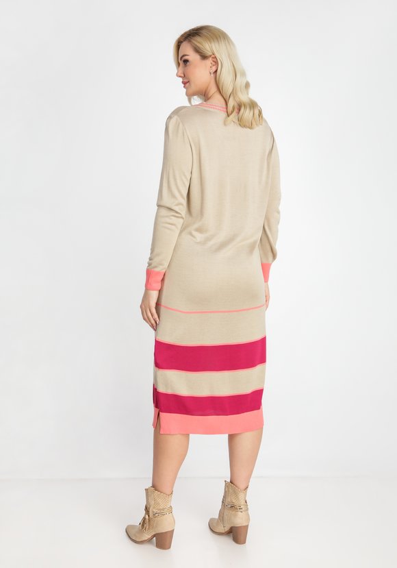 Платье с V-образным вырезом и полосками шир.  580, рис. 2