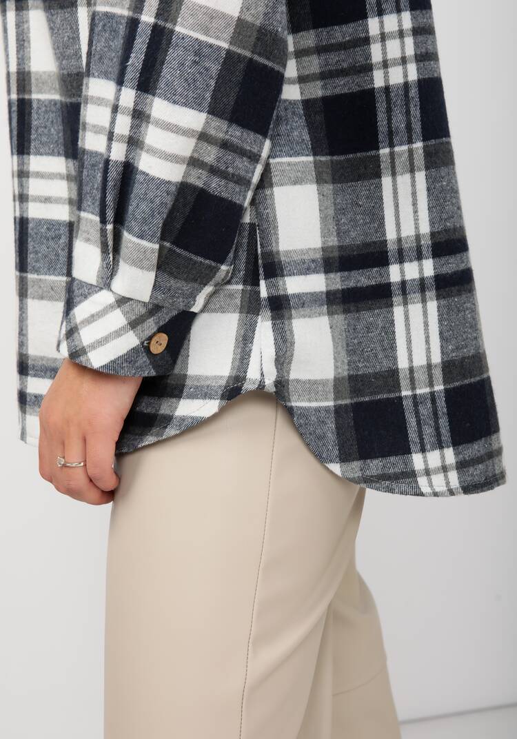 Рубашка в клетку с вышивкой и карманами шир.  750, рис. 14