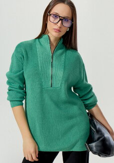 Свитер с высокой горловиной на молнии