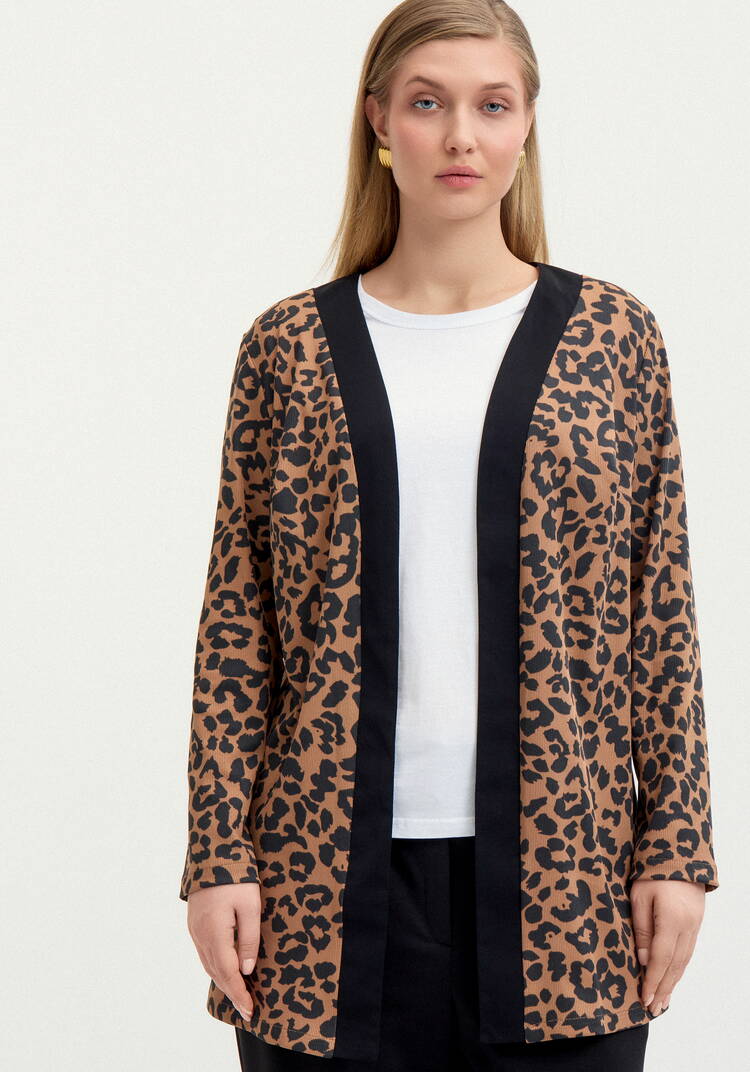 Кардиган с анималистичным пpинтом шир.  750, рис. 12