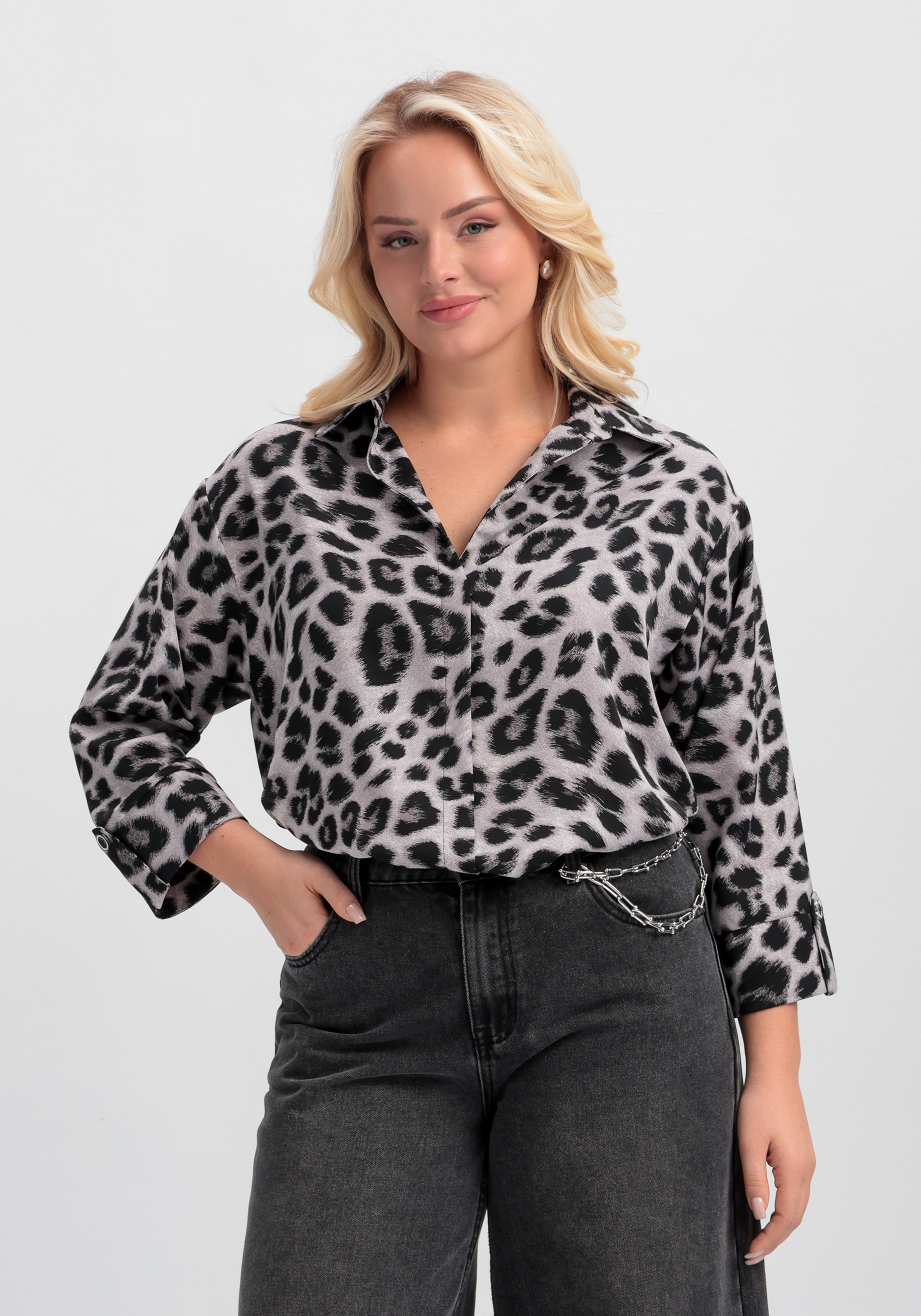 Блуза с кулиской по низу 1699₽