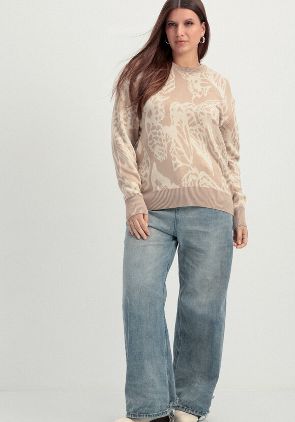 Джемпер с абстрактным цветочным принтом шир.  580, рис. 2