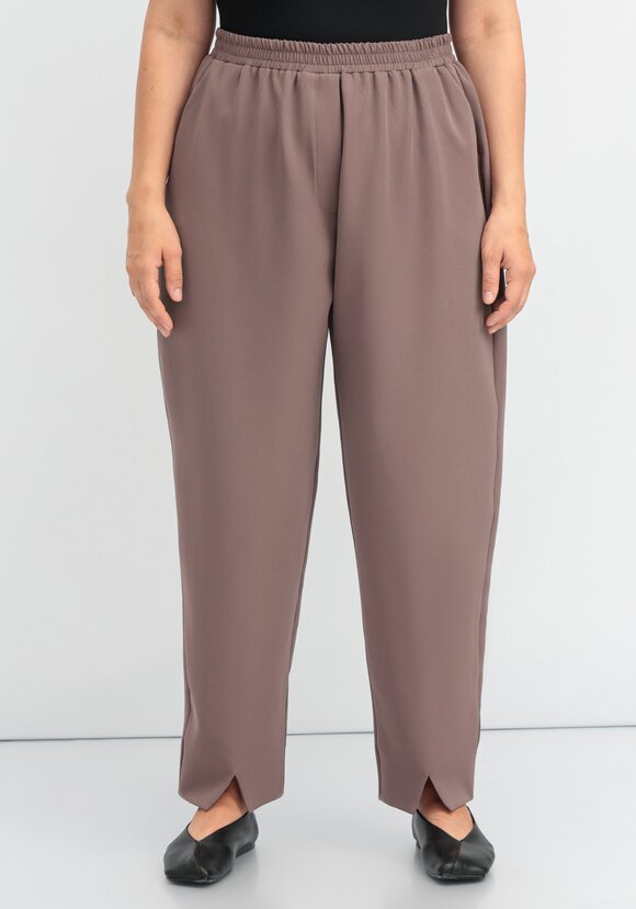 Брюки-бананы с разрезами шир.  580, рис. 12