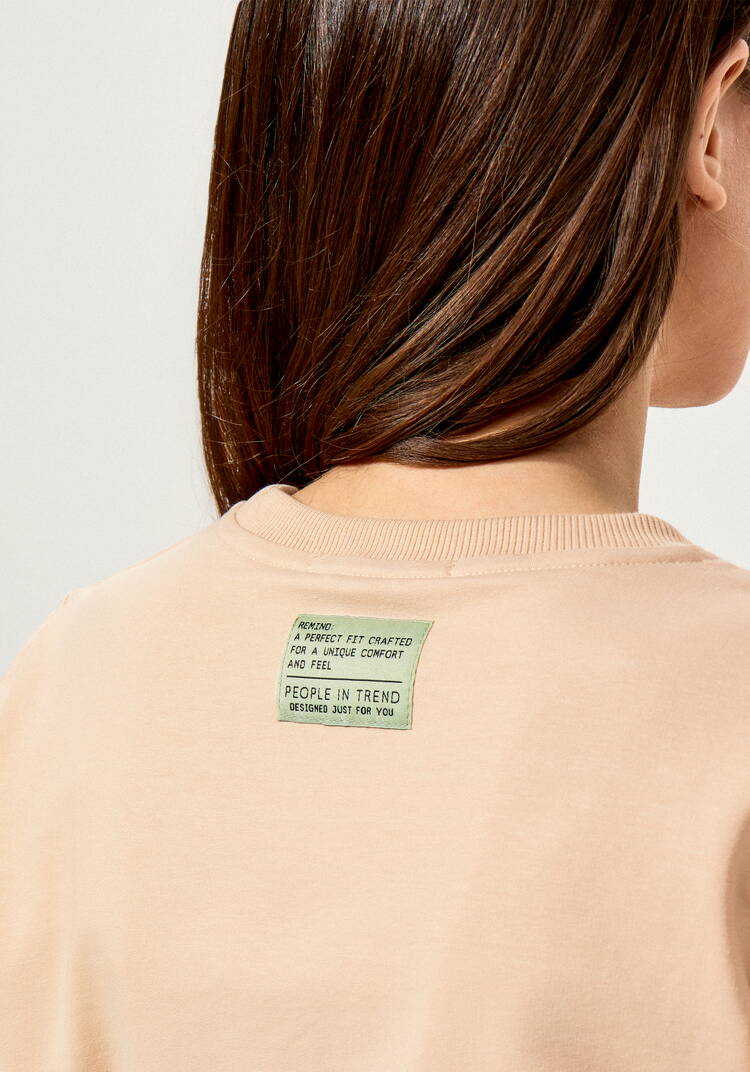 Лонгслив с нашивкой на спине шир.  750, рис. 22