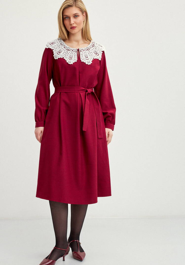 Платье свободного кроя с кружевным воротником шир.  750, рис. 4