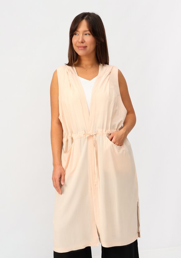 Жилет с капюшоном и карманами шир.  580, рис. 18