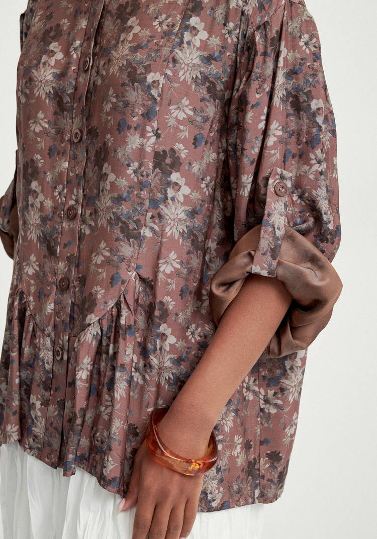 Блуза со сборкой в рельефах шир.  750, рис. 16