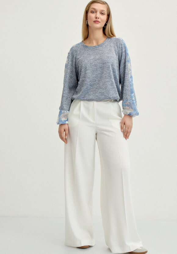 Джемпер с цветочными вставками по рукавам шир.  580, рис. 2