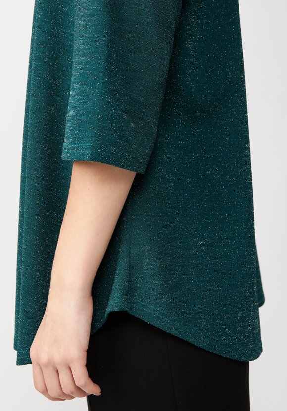 Блуза с метанитью и декором на груди шир.  580, рис. 31