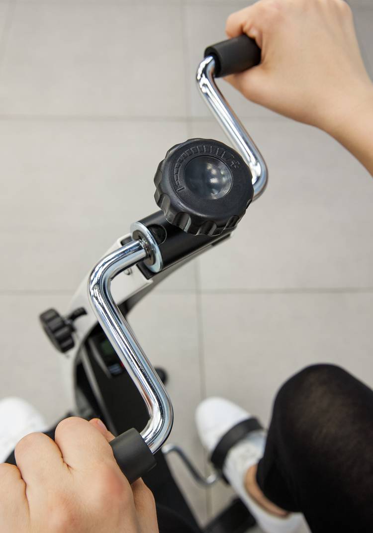 Тренажер педальный для ног и рук BRADEX шир.  750, рис. 6