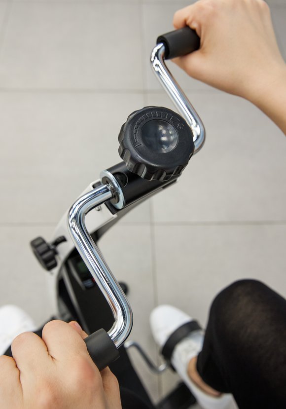 Тренажер педальный для ног и рук BRADEX шир.  580, рис. 6