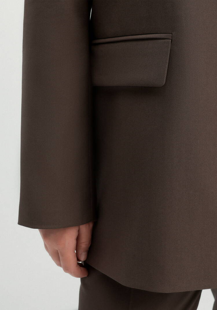 Пиджак с разрезом по спинке шир.  750, рис. 25