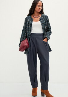 Брюки бананы со складками