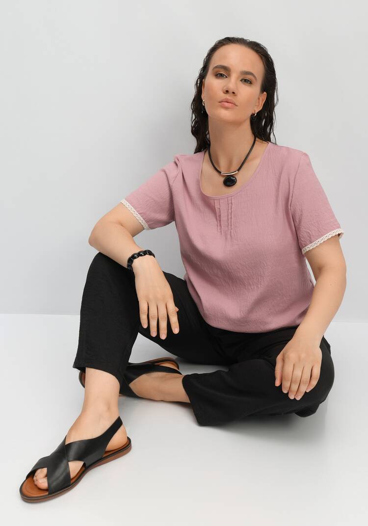 Футболка с кружевными вставками на рукавах шир.  750, рис. 17